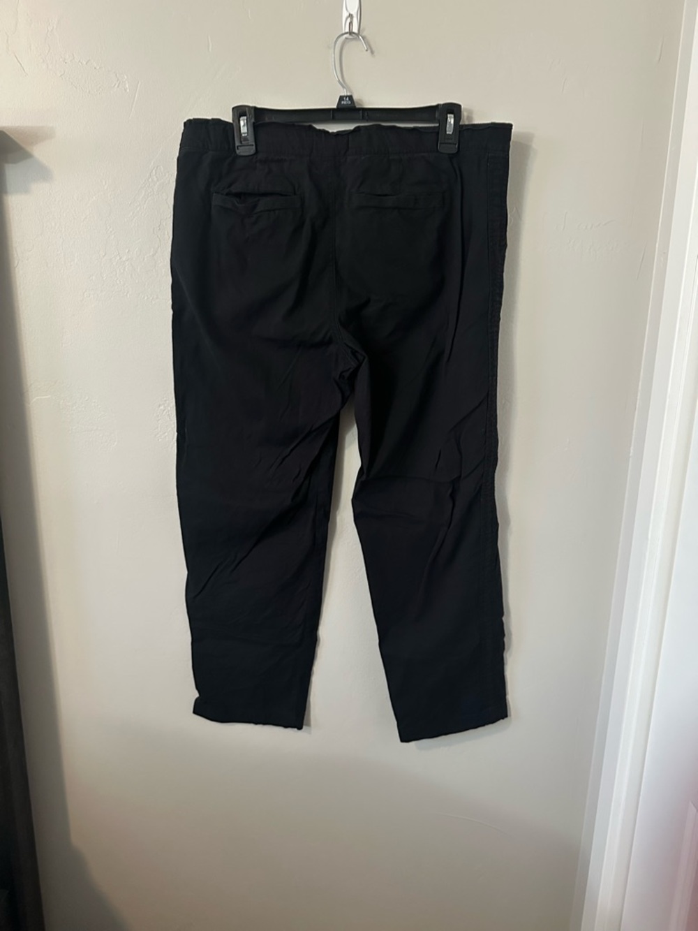Sonoma Black Cropped Drawstring Pants - Picture 3 of 5